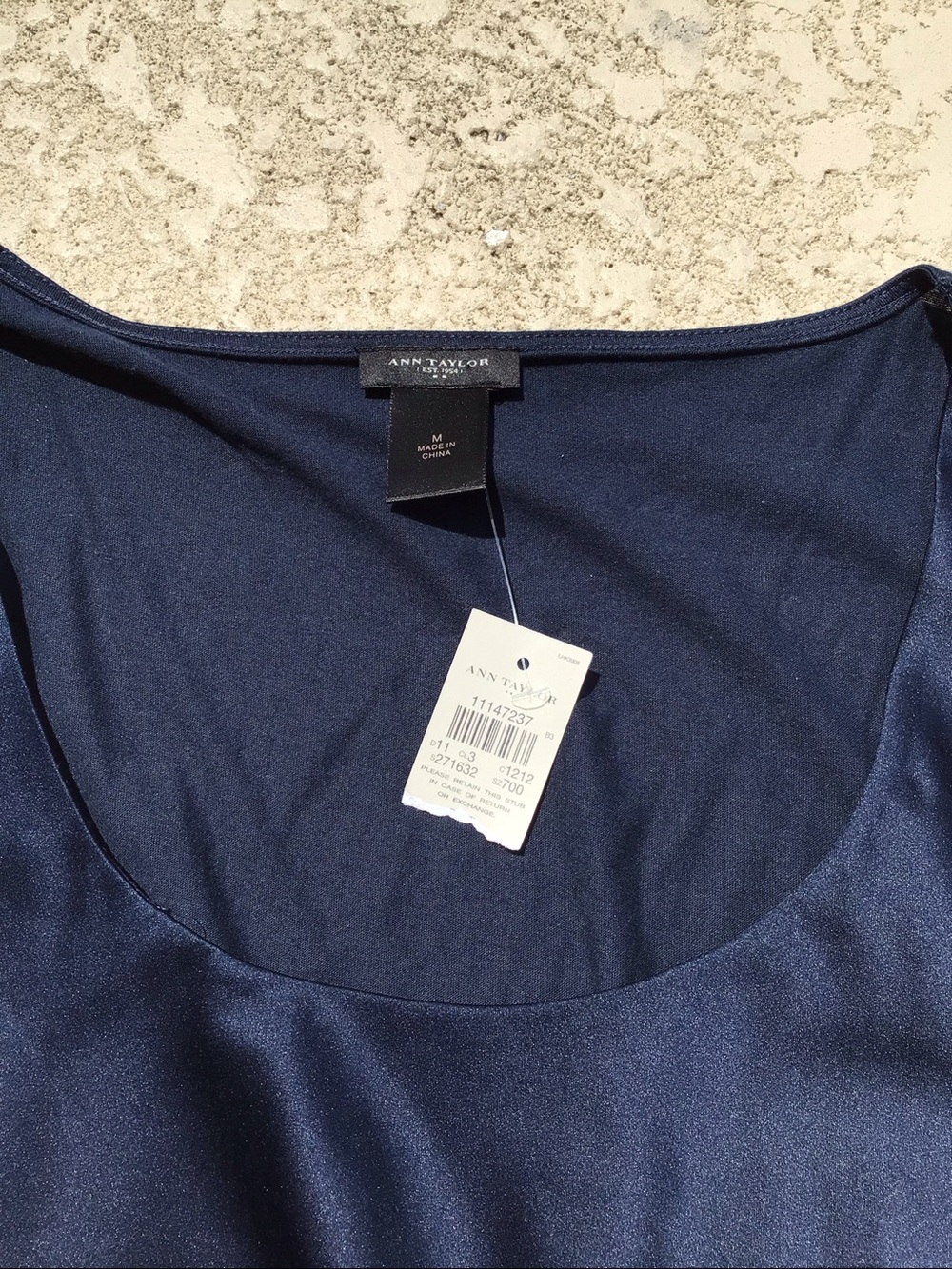 NWT Ann Taylor navy ruffle tank top with - Picture 3 of 4